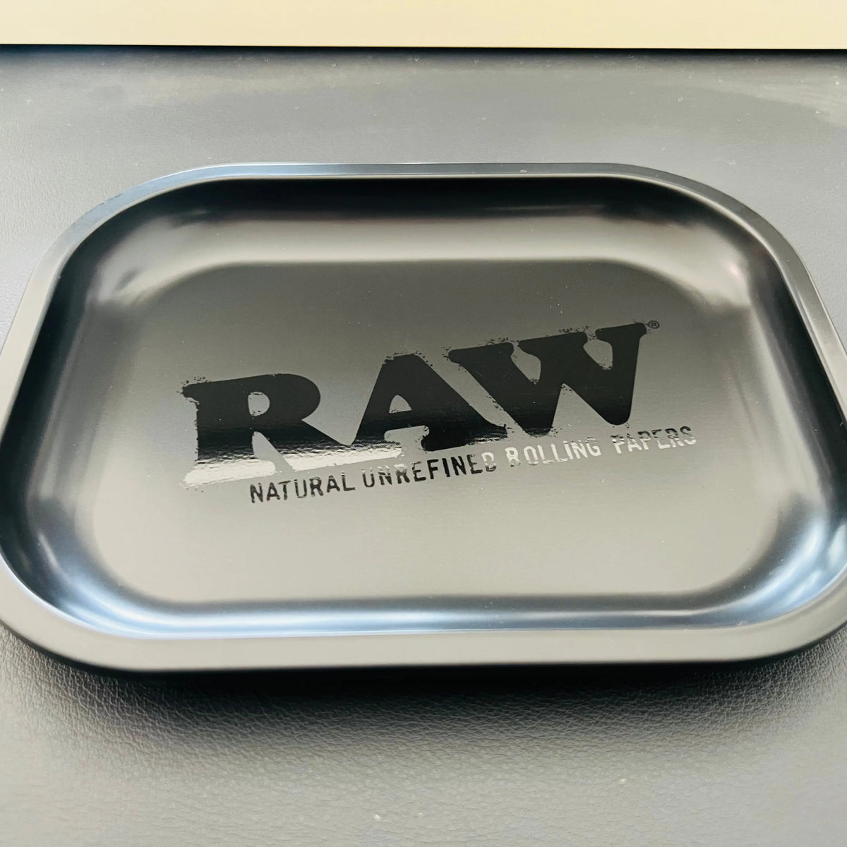 RAW Metal Grinder And Metal Rolling Tray Combo 4-8 Days Fast Free Postage
